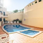 Old Town Boho Seaview Elegance شقة