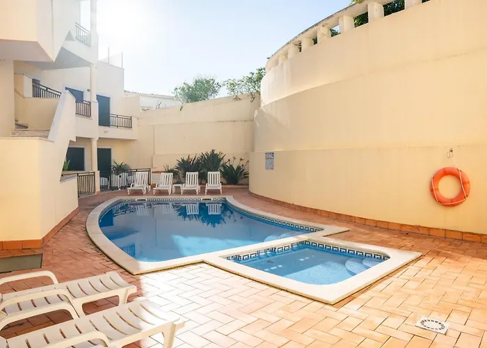 Old Town Boho Seaview Elegance شقة